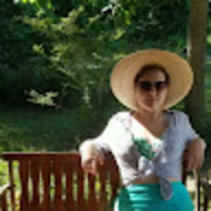 Meet your Posher, Lucy